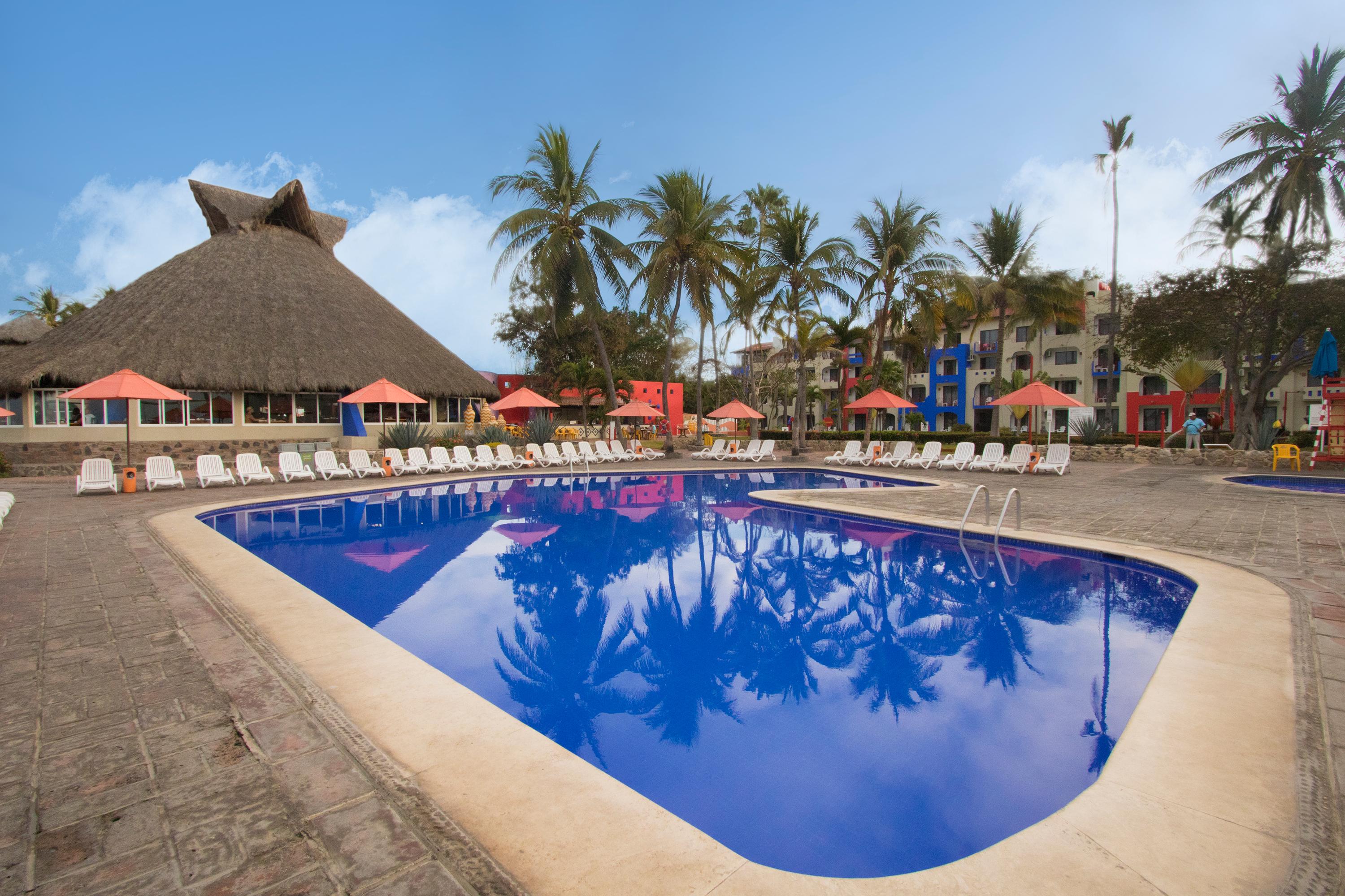 Grand Decameron Complex Bucerias, A Trademark All-Inclusive Resort Exterior photo