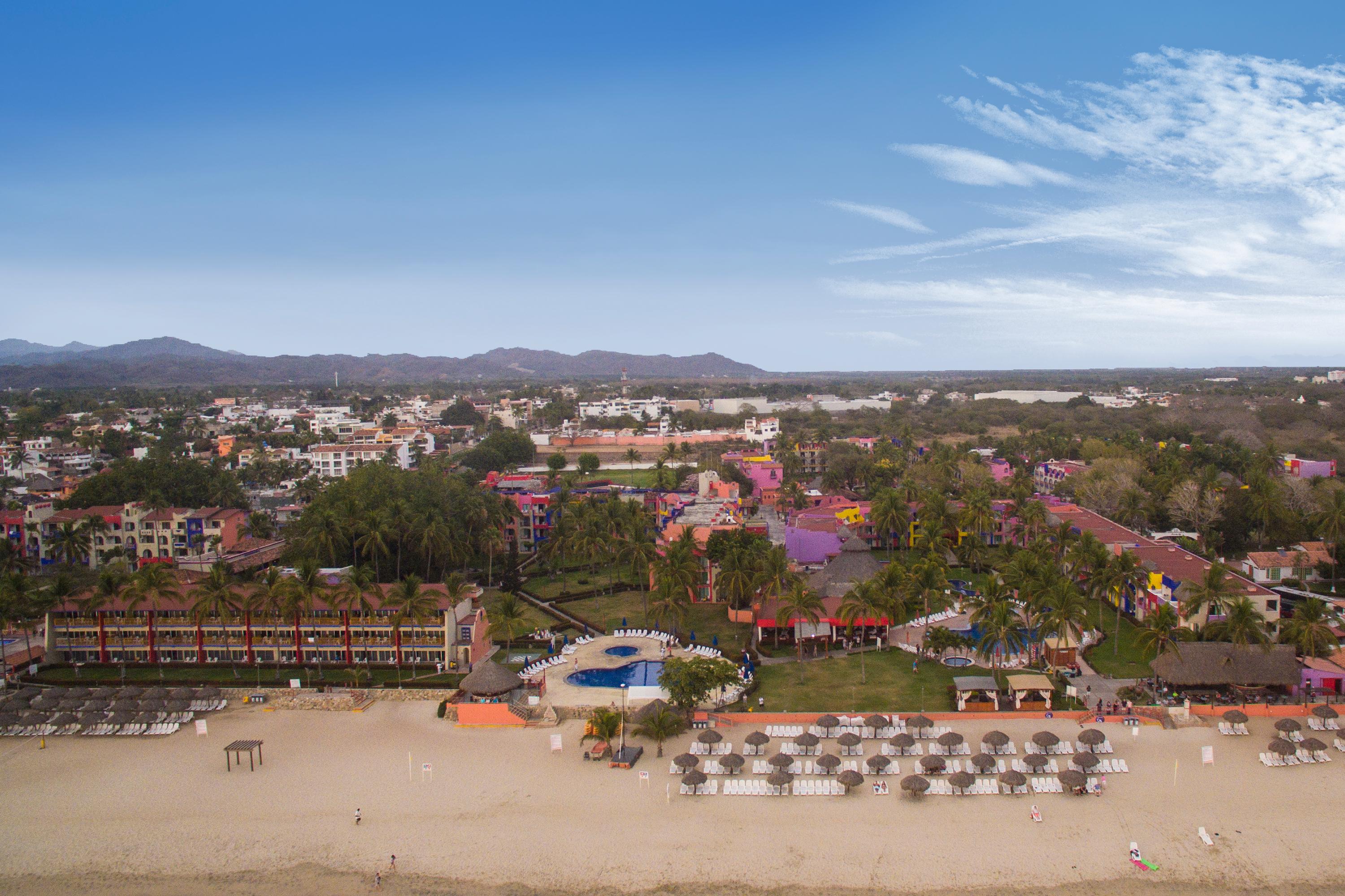 Grand Decameron Complex Bucerias, A Trademark All-Inclusive Resort Exterior photo