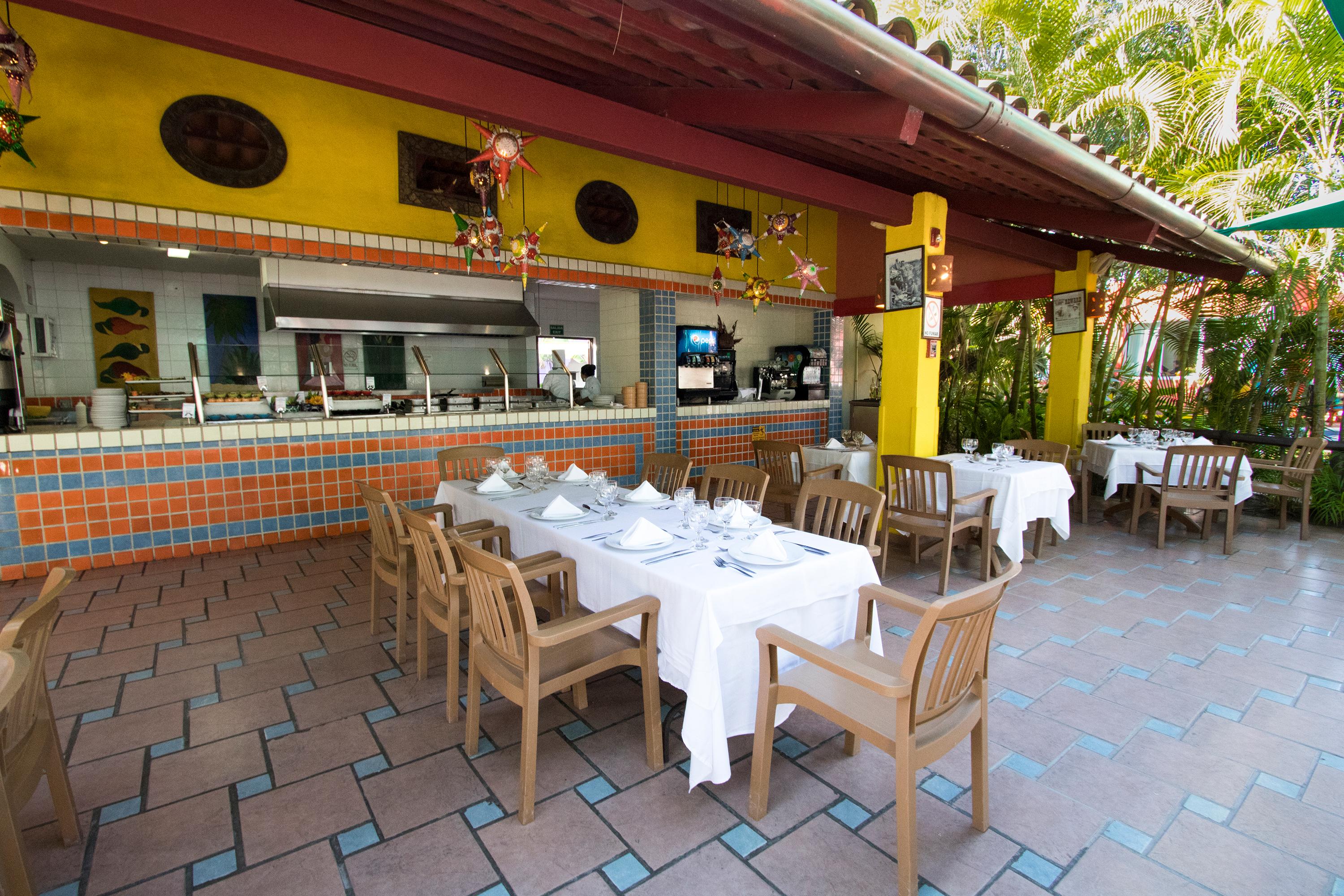 Grand Decameron Complex Bucerias, A Trademark All-Inclusive Resort Exterior photo